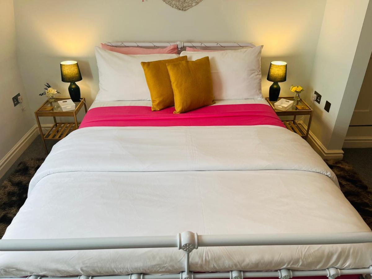 Beautiful Beachfront Retreat With A Stunning Sea View For The Ultimate Escape Away From The Busy World Below Herne Bay Luaran gambar